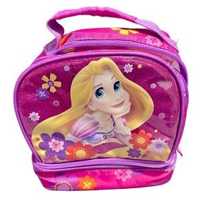 tangled lunch bag